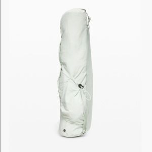 Lululemon The Yoga Mat Bag